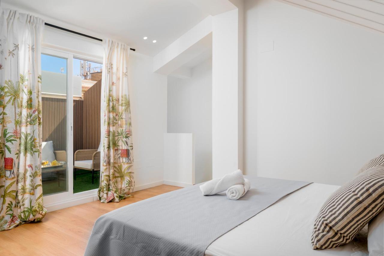 Atico Plaza Del Teatro 3 Habitaciones 马拉加 外观 照片