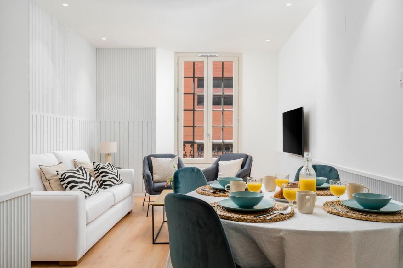 Atico Plaza Del Teatro 3 Habitaciones 马拉加 外观 照片
