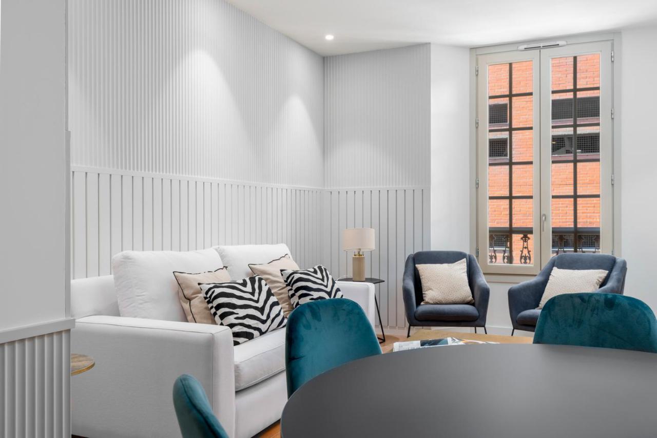 Atico Plaza Del Teatro 3 Habitaciones 马拉加 外观 照片